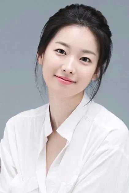 Lee Shi-a