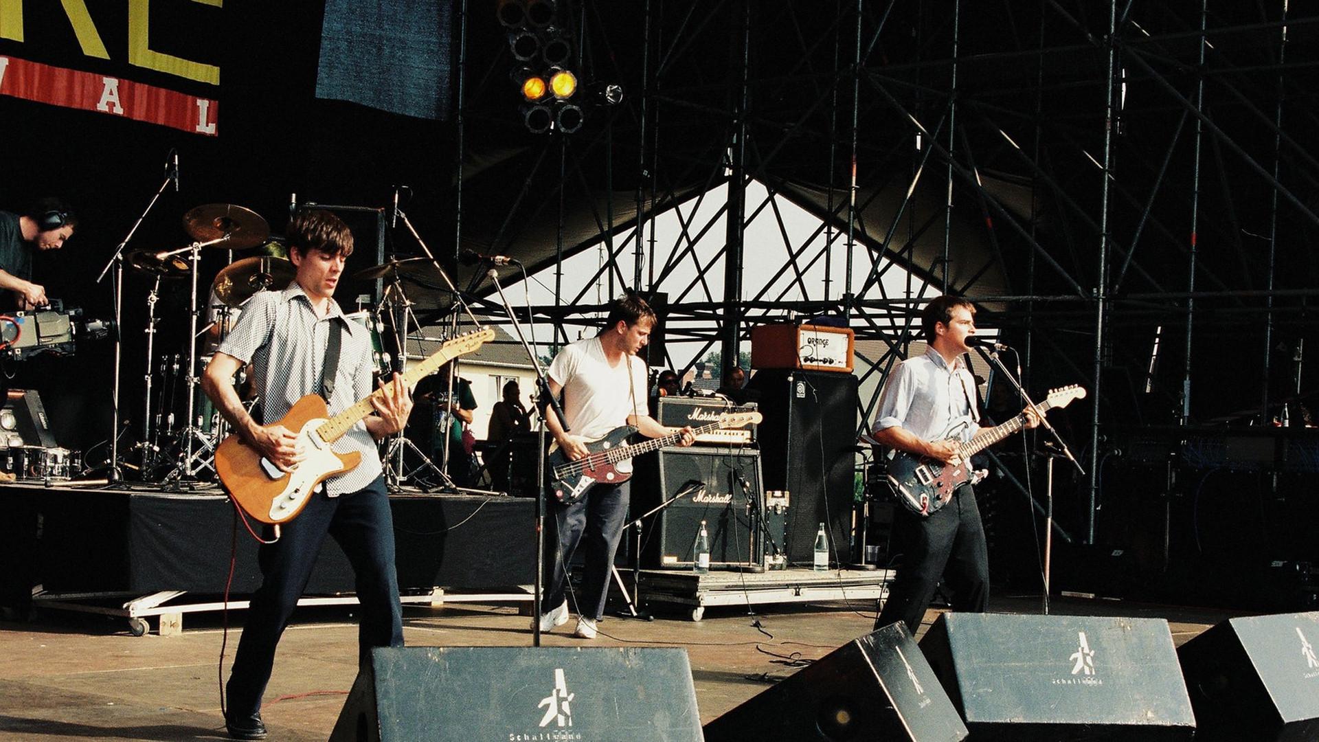 Weezer: Live at Bizarre Festival
