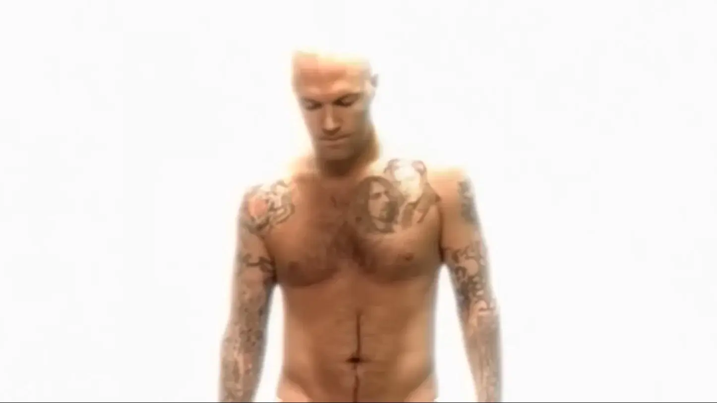Limp Bizkit: Behind Blue Eyes