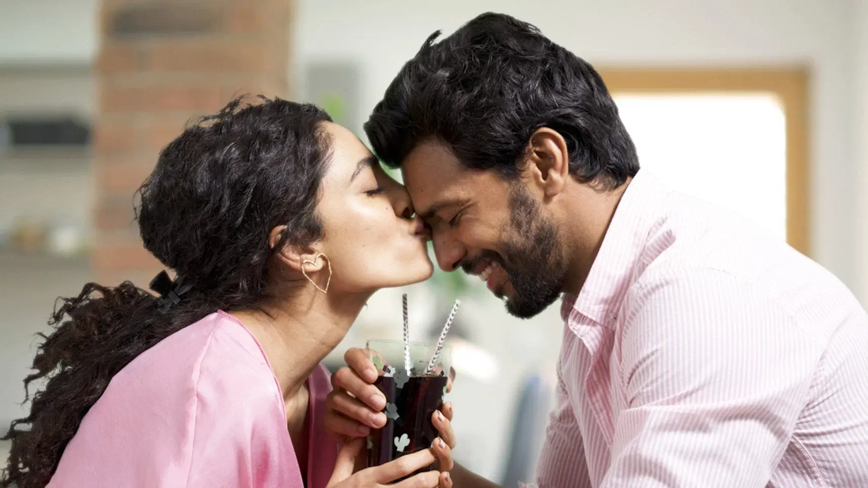 Love, Sitara